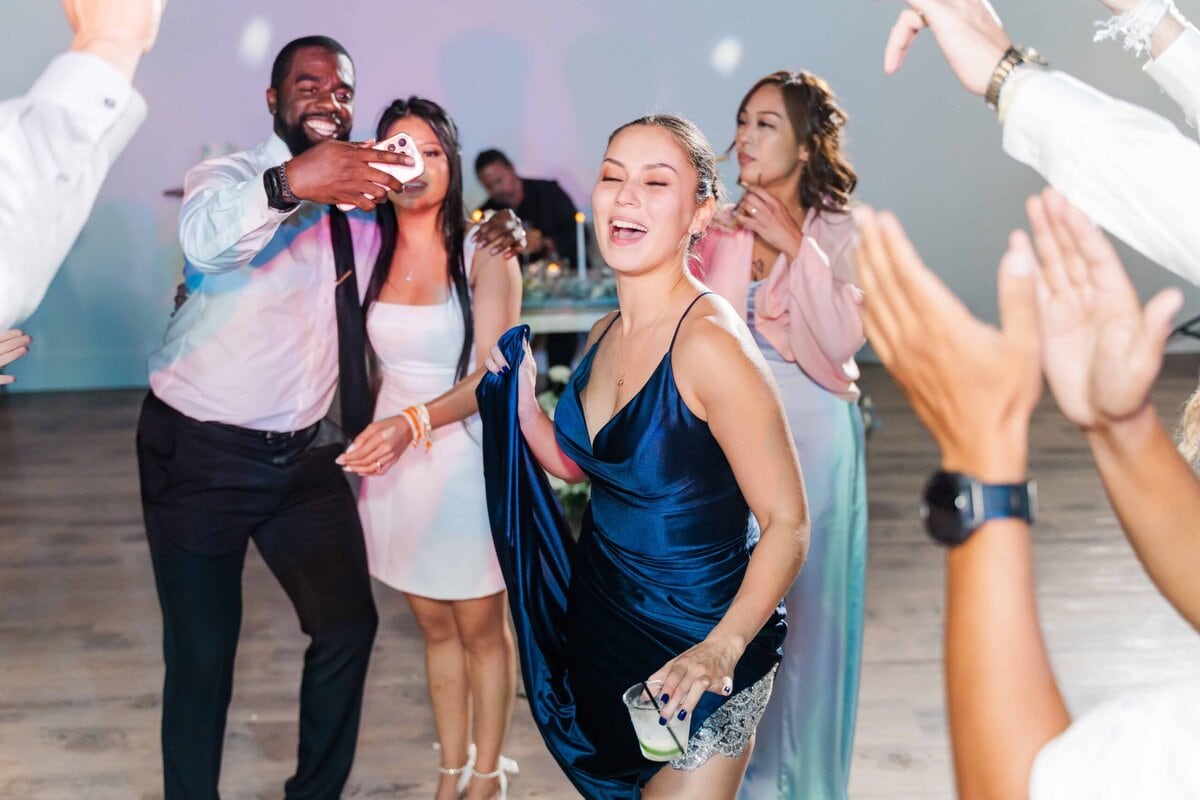 Packed dance floor during Dugaren Vineyards Wedding reception