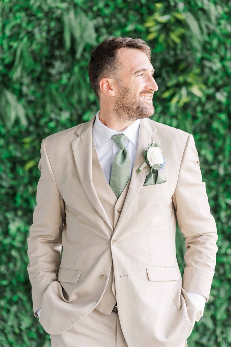 Groom getting ready for Dugaren Vineyards Wedding